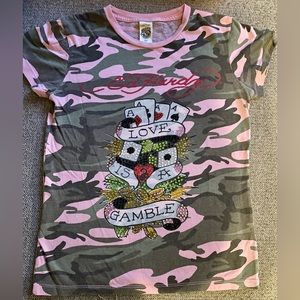 Tiny hole in armpit on stitching. Needs one stitch to make like new!